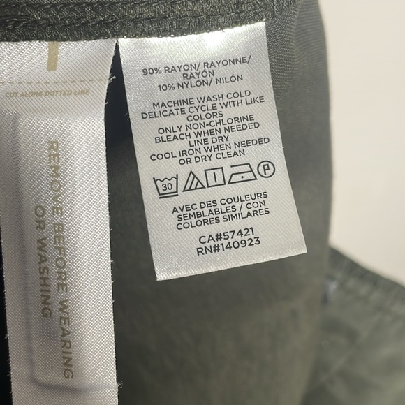 LOFT Plus Button Front Lightweight Fluid High Waisted Capri Pants - Picture 9 of 9